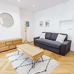 Nice DESIGN studio near BATIGNOLLES