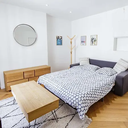 Nice DESIGN studio near BATIGNOLLES Appartamento Parigi