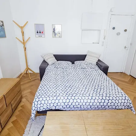 Apartment Nice Design Studio Near Batignolles Paris